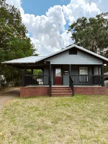 Stylish Cottage-Entire house. - Image 2