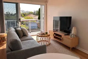 The Laneway Private Retreat, Cosy & Convenient - Image 3