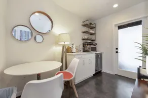 Stylish Sunnyside Studio | Walk to Light Rail, DT - Image 2