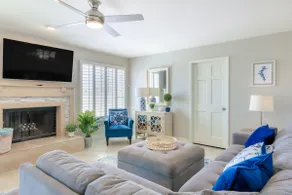 Delightful 4BR Golf Course View | Pool | Patio - Image 5