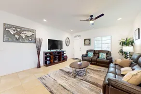 3BR airy desert home with pool and hot tub - Image 5
