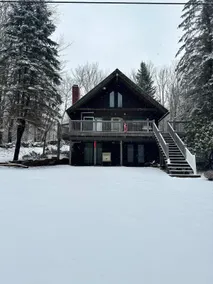 Hogg Mountain Cozy Cabin - Image 3