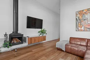 Inner city home in Abbotsford - Image 5