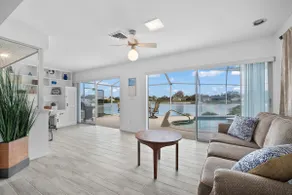 Lakefront Pool Home-Breezy, Open & Spacious - Image 2