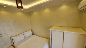 Simple sea view (families only) - Image 5