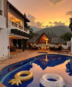 Country house in San Jerónimo - Image 3