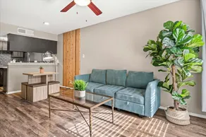 Zen Garden Suite in SoCo, Near Downtown w Pool - Image 4