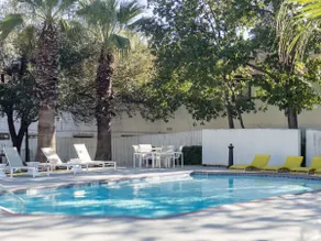 Zen Garden Suite in SoCo, Near Downtown w Pool - Image 5