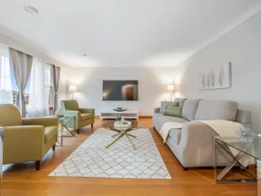 Home Comfort Stay! Central Location *Free Parking* - Image 4