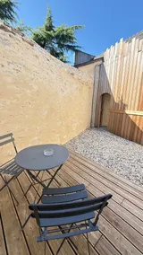 Serene Getaway, Jacuzzi & Terrace in Laval - Image 4