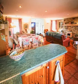 Orchard Cottage - Dingle - Image 3