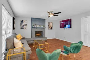 5BR 2.5BA Spacious house sleeps 16• - Image 3
