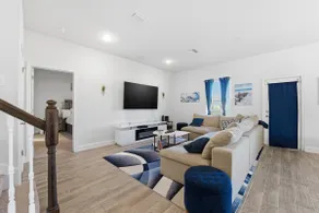Spacious & Private Hudson Retreat by SunWest Park! - Image 4