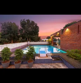 The Weekend Retreat With Gardens/Pool/Indoor Games - Image 3