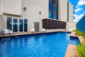 Paradise Peak—Ocean Views in Central Victor Harbor - Image 5