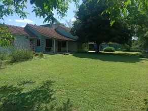 A cabin to rest in Leloir Park - Image 2