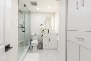 Newly renovated 2 bedrooms Lower level. - Image 5