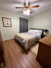 Peaceful 2 Bedroom Townhouse - Image 2