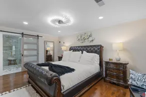 Entire home in Decatur-sleeps 10 - Image 2
