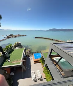 Amazing beachfront house 5 bedrooms. - Image 3
