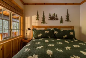 Immaculate Cabin • Hot Tub • EV • 2 Kings • Hiking - Image 5