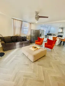 Very Spacious 1 bedroom 1.5 bath close to beach - Image 2