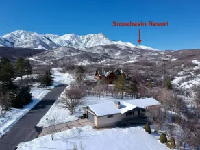 Cozy Mountain Retreat - Image 3