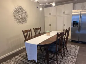 5 min from I-80, cozy little home - Image 5