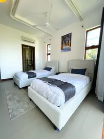 Beachfront Oasis | Balcony Sunsets | Fast WiFi | 3 Pools + Waterpark - Image 5