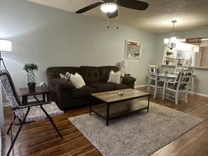 Charming 2 Bedroom Condo - Image 2
