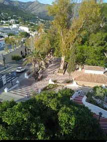 Accommodation in the heart of the village - Image 5