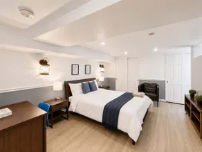 Beautiful 3BR 2BA Colonial House by CozySuites - Image 3