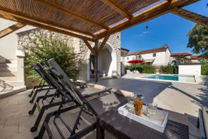 Villa Malina with heated pool - Image 5