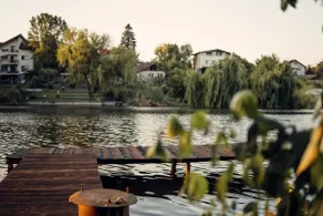 Madison Lake Villa - Image 2