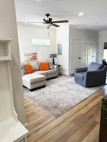 Private 2 Bedroom Townhome, Sleeps 4 - Image 4