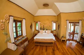 Clay House in Huahin - Image 3