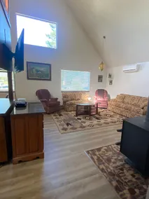 Vintage A frame home in Florence! 2 bedroom/3 beds - Image 5
