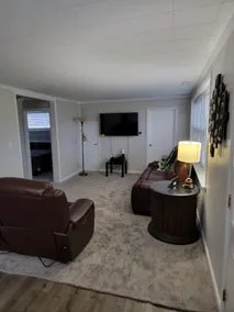 Domer's Lake House - Image 2
