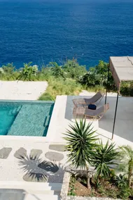 Cliffside Haven in Nusa Penida - Image 2