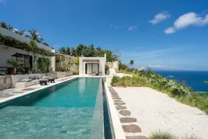 Cliffside Haven in Nusa Penida - Image 5