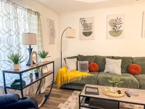 Perry 4 Bds Cozy Home Near Fairground|Pet Friendly - Image 5