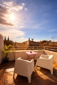 Private terrace • Historic center • Air-conditioned 2 Guests - Image 3