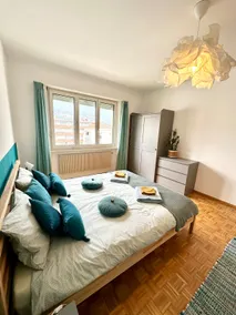 Cozy Apartment with a View! - Image 4