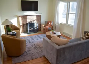 Charming Home Away from Home! - Image 2