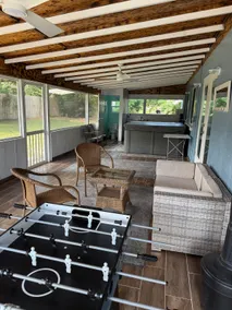 BeachTown Gem, near Holman Stadium & Beach. Pet OK - Image 3