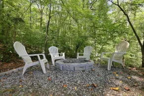 Near NC Zoo | Parking | Pet-Friendly - Image 5