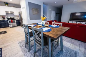 Cozy Avondale Pad | Family Friendly - Image 4