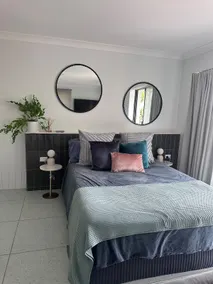 Modern Mediterranean-Style Studio with Garden View - Image 2