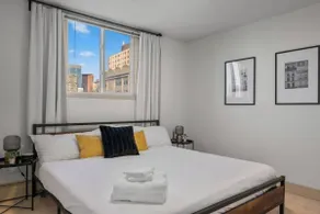 ”Golden Shadows” | King Bed | Mins to Saddledome - Image 4