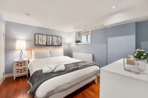 Toronto Suite Near Train/Subway! - Image 2